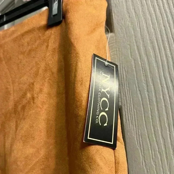 NYCC Women’s Medium Faux Suede elastic waist pull on pants/leggings in brown - Picture 3 of 7